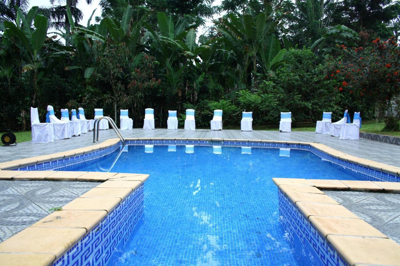 Hotel Jardim Botânico ME-ZOCHI à Sao Tome Extérieur photo