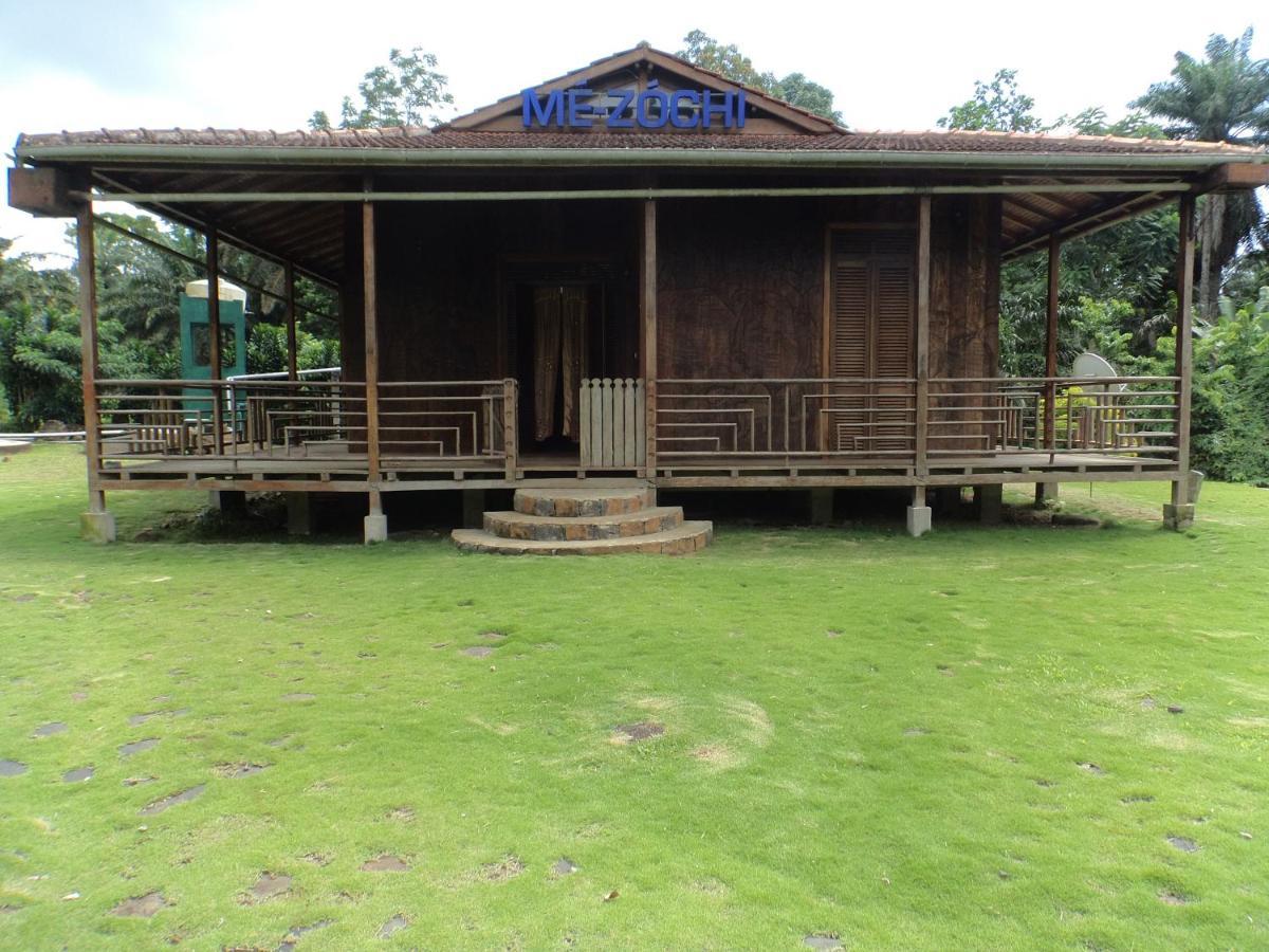 Hotel Jardim Botânico ME-ZOCHI à Sao Tome Extérieur photo