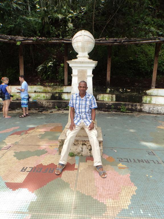 Hotel Jardim Botânico ME-ZOCHI à Sao Tome Extérieur photo