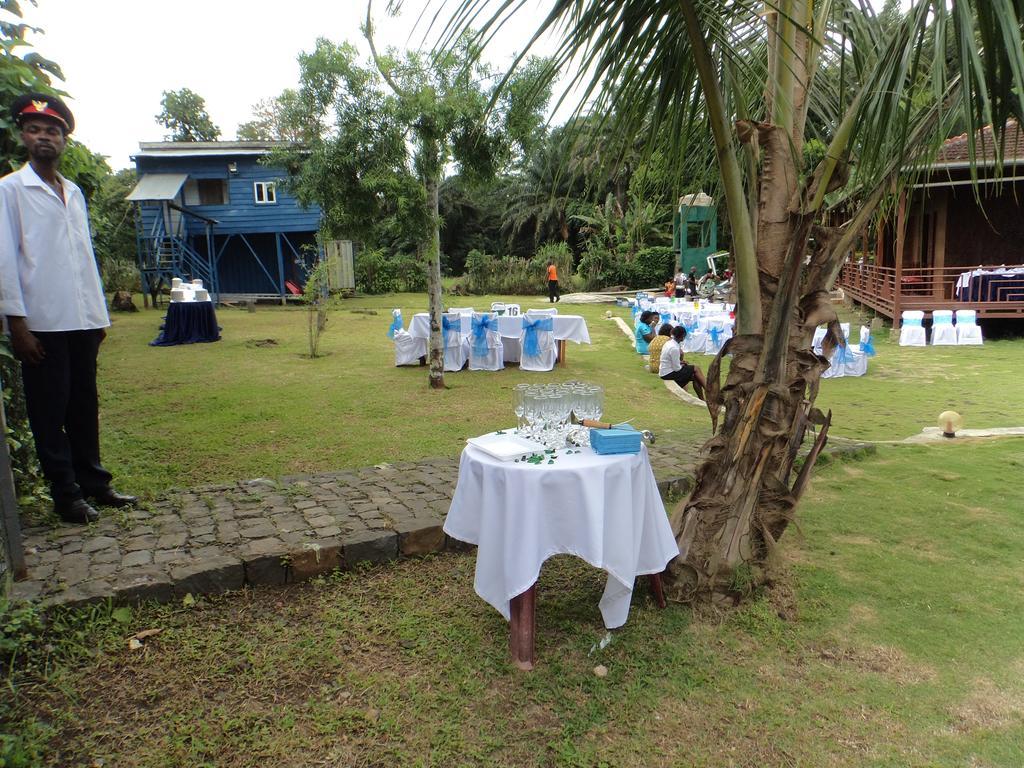 Hotel Jardim Botânico ME-ZOCHI à Sao Tome Extérieur photo