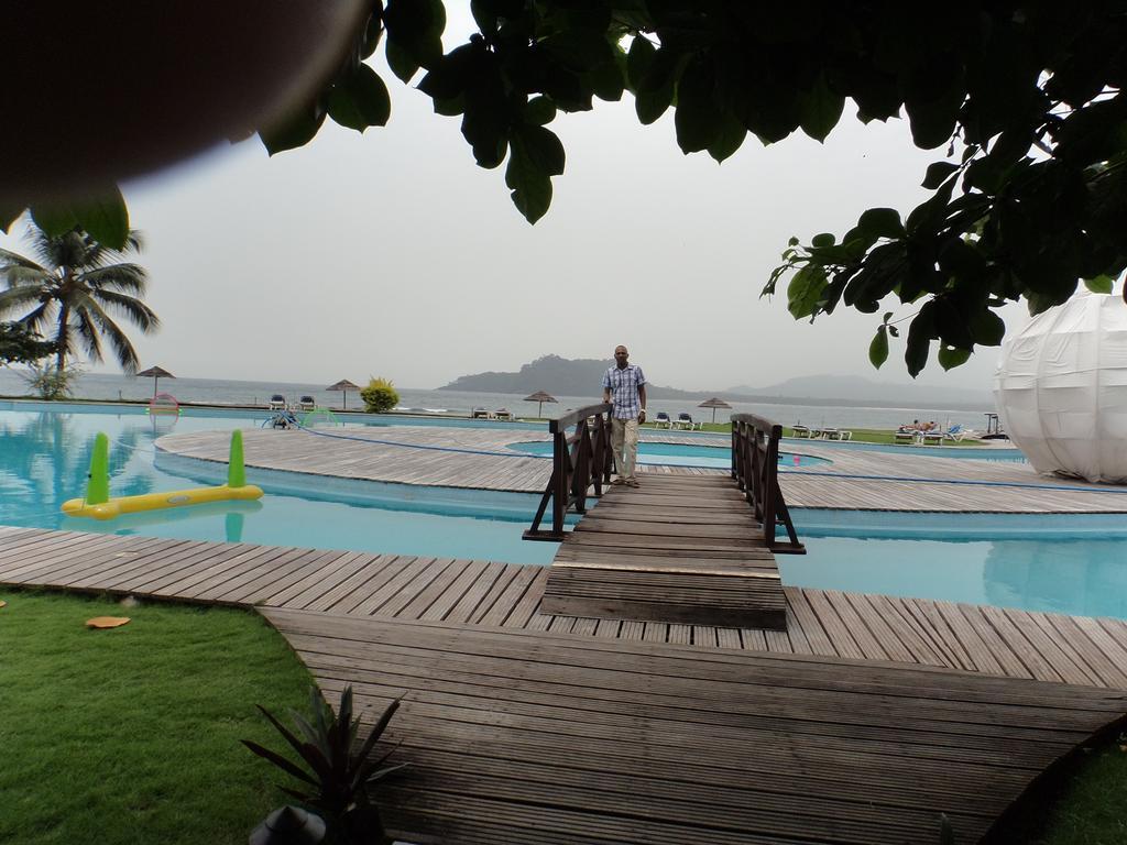 Hotel Jardim Botânico ME-ZOCHI à Sao Tome Extérieur photo